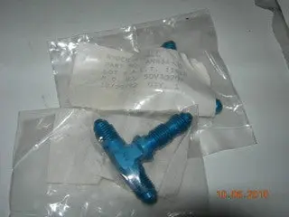 Tee, Bulkhead On Side - Flare/Flare/Flare - 3/16" Tube Od 1