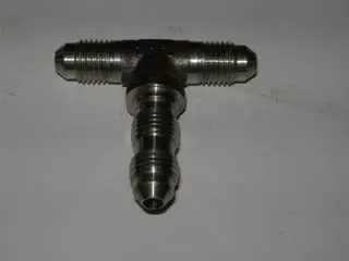 Tee, Bulkhead - Side - Flare/Flare/Flare - 1/4" Tube Od - Stainless 1