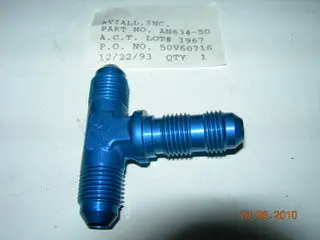 Tee, Bulkhead On Side - Flare/Flare/Flare - 5/16" Tube Od 1