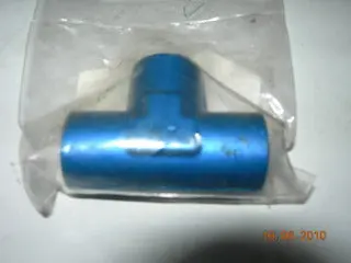 Tee, Female - Pipe/Pipe/Pipe - 1/4" Npt 1