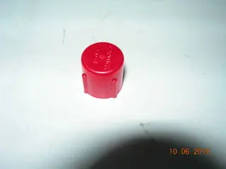 Cap, Protection - Plastic - Female - 7/16-20 - Red 1