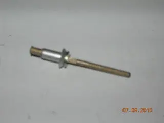 Rivet, Cherrymax - Nominal Universal -  .157D -  .126-.187 Grip 1