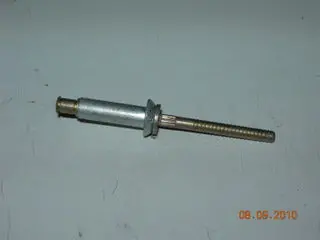 Rivet, Cherrymax - Oversize Universal - .173D - .376-.437 Grip 1