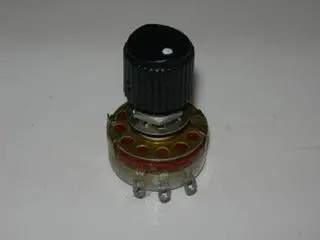 Rheostat, Varible -7500 Ohm - Type Ab - With Knob - Ohmite 1