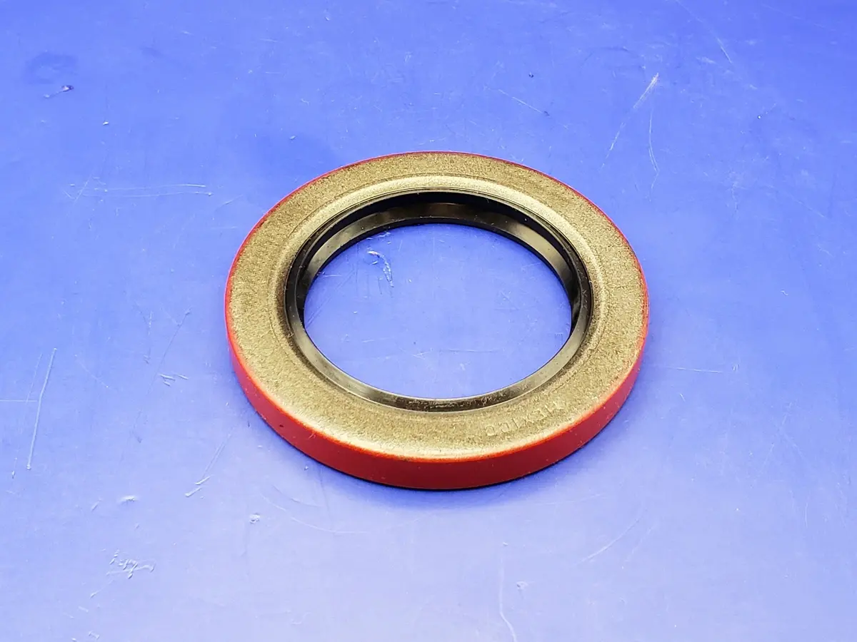 60G262: Seal-Oil  2.19"Id X 3.256"Od X .38"Wide 1