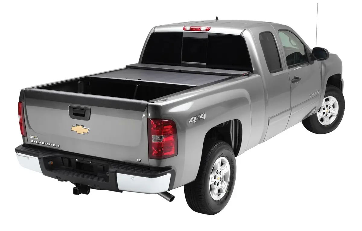 Roll-N-Lock A Series Retractable Cover For '14-'18 Chevy Silverado / Gmc Sierra 1