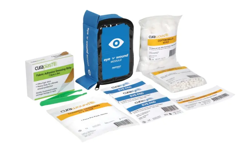Fastaid Eye 'N' Wound Module Dressing First Aid Kit 73 Pieces M2 1
