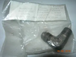 Adapter, Pipe/Flare - 90' - 1/8" Npt - 3/8" Tube Od - Steel 1