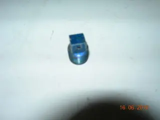 Plug, Internal - Square Head - Drilled - 1/8" Npt 1