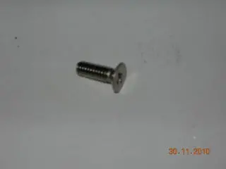 Screw, Machine - Non Structural - Countersunk - 8-32D - 1/2" Ol - Stainless 1