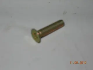 Screw, Machine - Non Structural - Countersunk - 8-32D - 3/4" Ol - Cadmium Plated 1