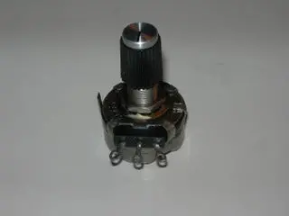 Rheostat, 10 K Ohm - With Knob - Clarostat 1