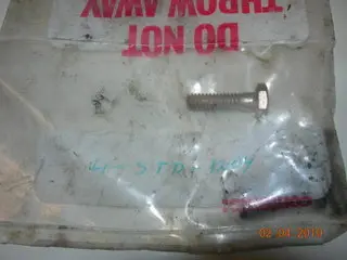 Bolt, Machine - Hex Head - 1/4-20 D - 15/16" Ol 1